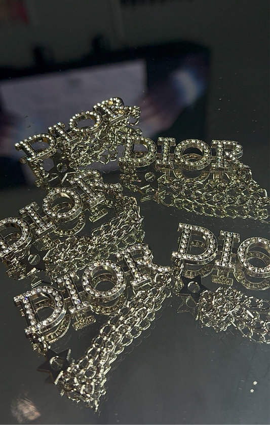 Silver DR /w chains