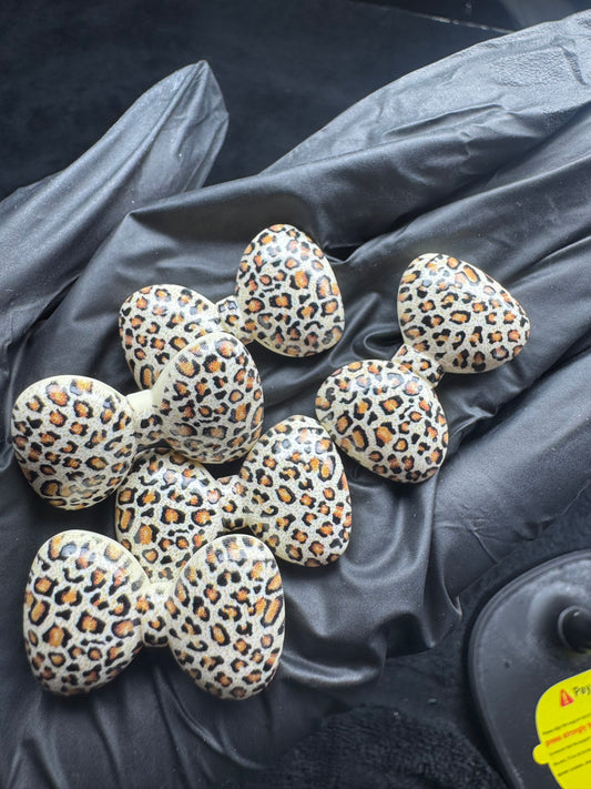 Cheetah bow 2